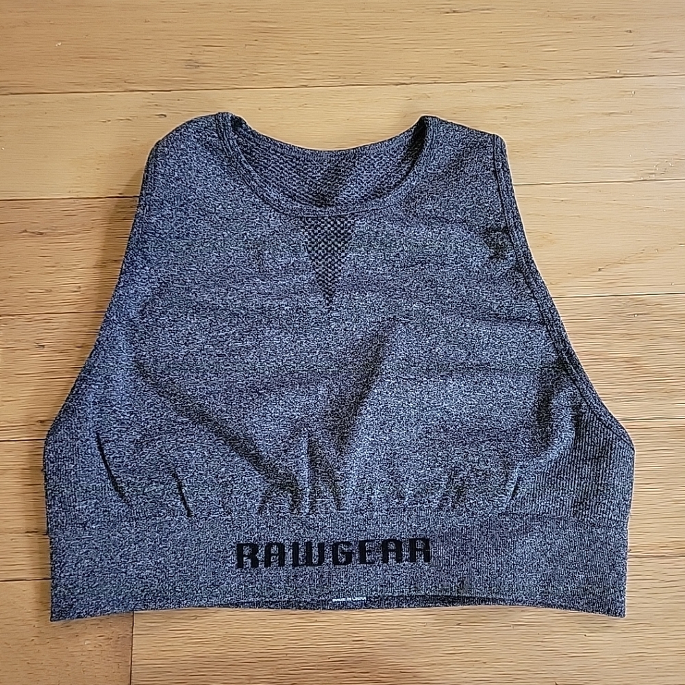 NWT Rawgear Strapback Crop Top Size Medium Color Black Heather. - Picture 1 of 7